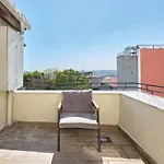 Nuve Apartment *
