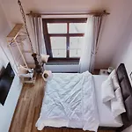 Nuve Apartment